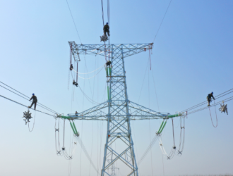 首條500千伏輸電線路：滁州電網(wǎng)“迎峰度夏”1號(hào)工程竣工